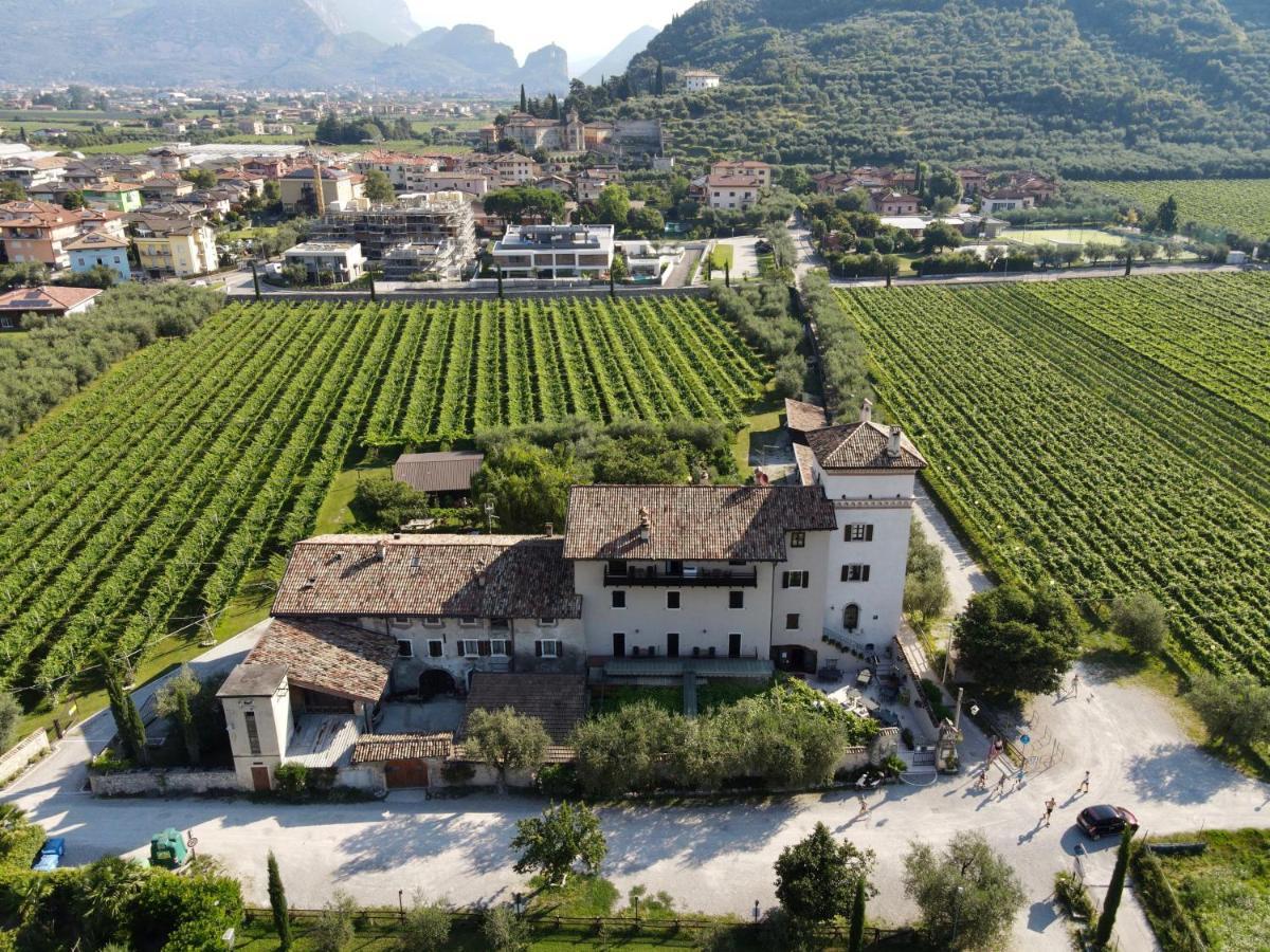 Residence La Colombera Riva del Garda Eksteriør billede