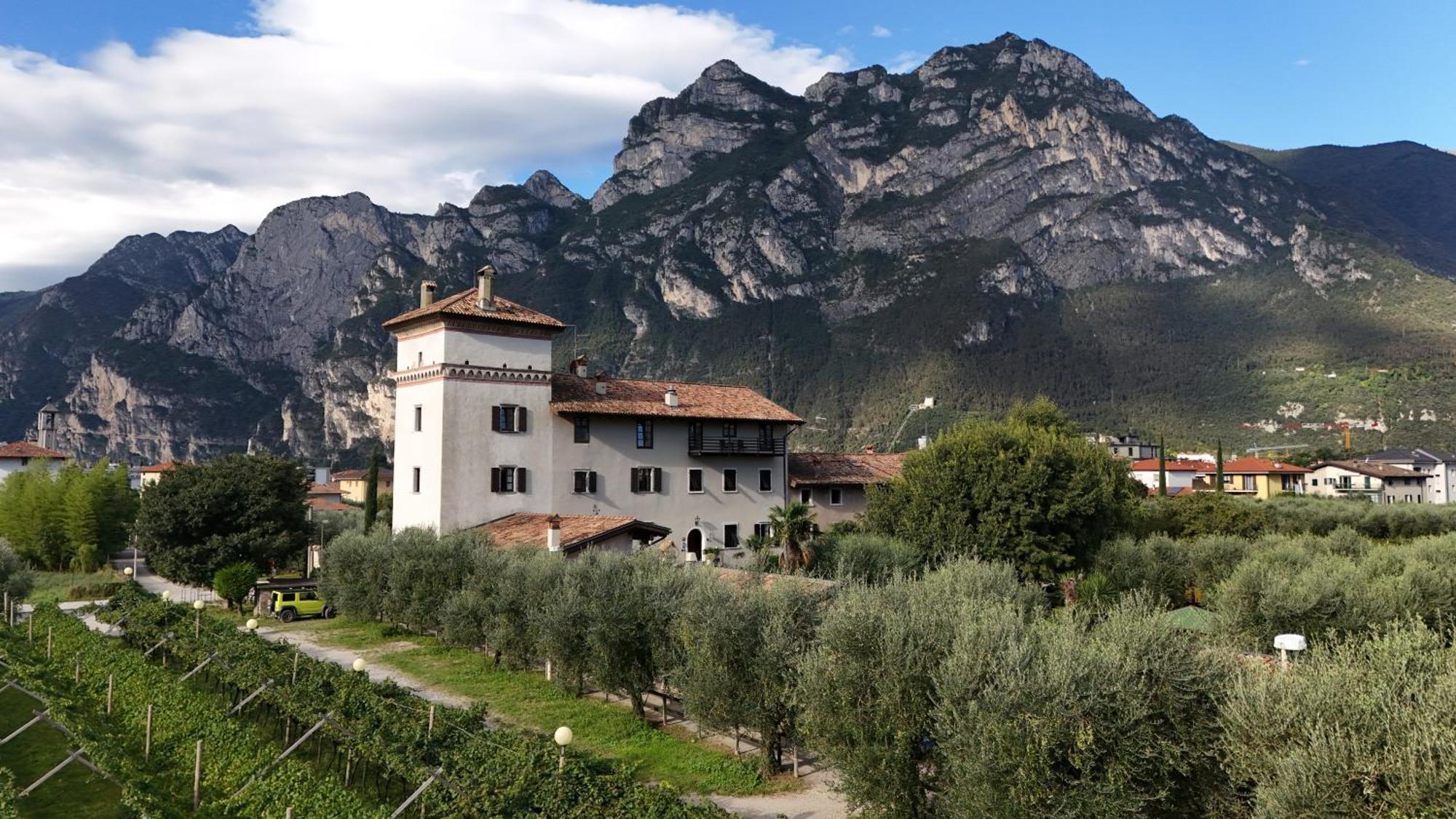 Residence La Colombera Riva del Garda Eksteriør billede